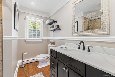 LOCATION, LOCATION, LOCATION! Nestled in highly sought-after - photo 33
