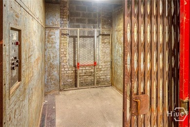 Unique penthouse in the heart of Savannah's Landmark Historic - photo 37