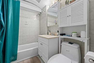 Welcome to your dream home in the heart of Forest Hills! This - photo 6