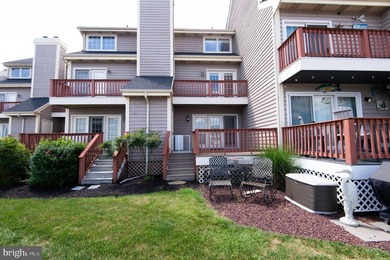 Riverfront Townhome with Private Boat Slip on the Warwick River! - photo 46