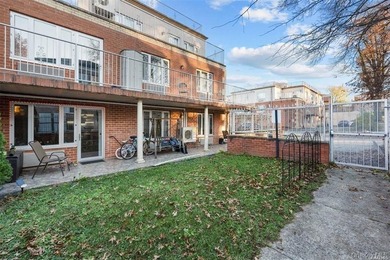 Welcome to your dream home in the heart of Forest Hills! This - photo 10
