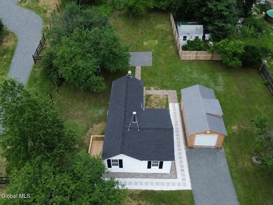 Additional listing photo 1