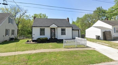 2 bedroom, 1 bath, 1 car garage with walkout basement deep lot - photo 1