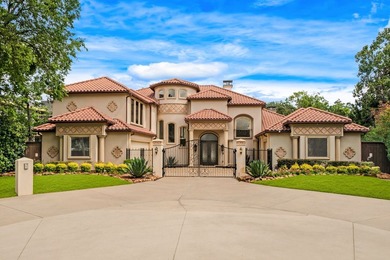 Experience luxury living in this exceptional custom gated estate - photo 1