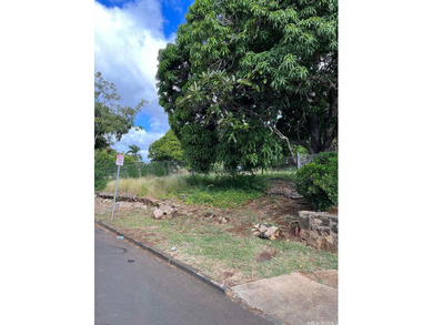 Location, Location, Location! This rarely available vacant land - photo 2