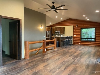 Stunning Views of Dworshak Reservoir | Fully Renovated Log Home - photo 17