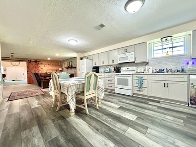 Check out this gorgeous 5 acre property with a country setting - photo 24