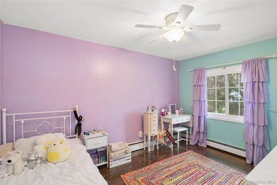 This beautiful 4 bedroom high ranch home located in the Sachem - photo 10