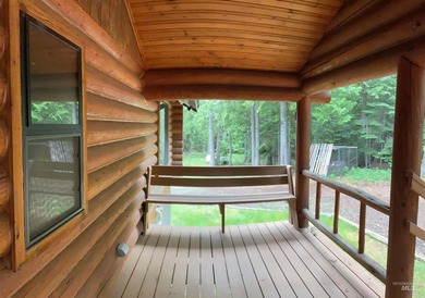 Stunning Views of Dworshak Reservoir | Fully Renovated Log Home - photo 31