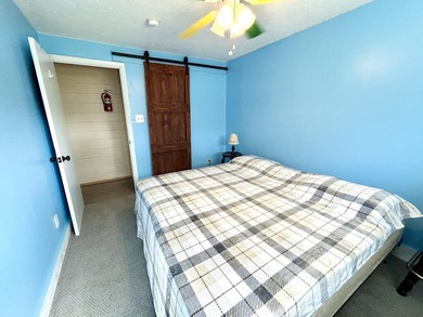 Check out this gorgeous 5 acre property with a country setting - photo 37
