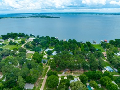 Private Waterfront Oasis on Lake Palestine - photo 38