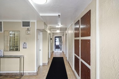 Welcome to this thoughtfully renovated, one-bedroom - photo 20