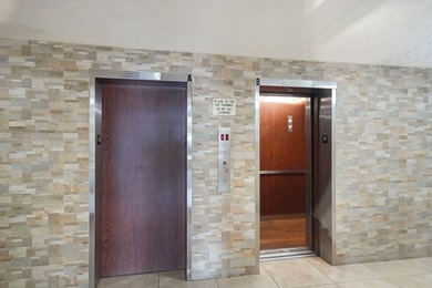 Welcome to this thoughtfully renovated, one-bedroom - photo 21