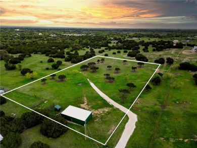 Lake Acreage For Sale in Clifton, Texas
