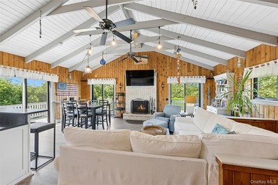 Rare 6-BR Montauk Beach Oasis With Room For Pool Finding a - photo 8