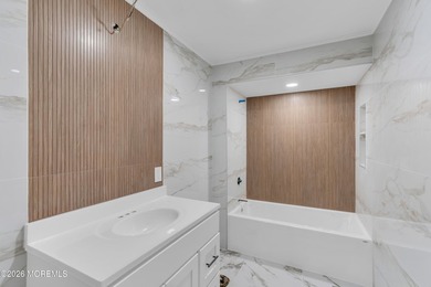 Stylish, modern, bright, and completely renovated, this Laurel - photo 8