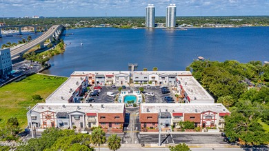 (private lake, pond, coastal) Condo For Sale in Daytona Beach Florida