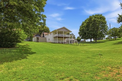 Imagine living on the lake on your own little bit of heaven! - photo 11