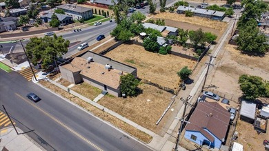 2523 sq ft commercial/ mixed use building on 17,500 sq ft lot - photo 12