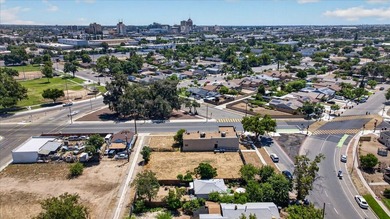 2523 sq ft commercial/ mixed use building on 17,500 sq ft lot - photo 17