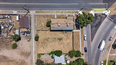 2523 sq ft commercial/ mixed use building on 17,500 sq ft lot - photo 18