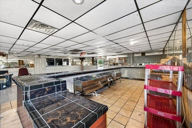 2523 sq ft commercial/ mixed use building on 17,500 sq ft lot - photo 21