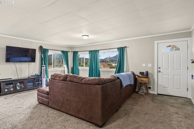Gorgeous lake and mountain views from this cozy and affordable - photo 3