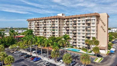 Priced right! Welcome to Island Club in the heart of Pompano - photo 29