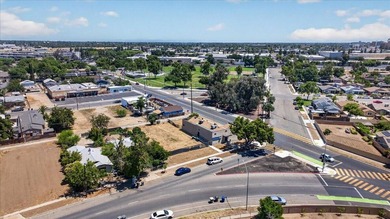 2523 sq ft commercial/ mixed use building on 17,500 sq ft lot - photo 34