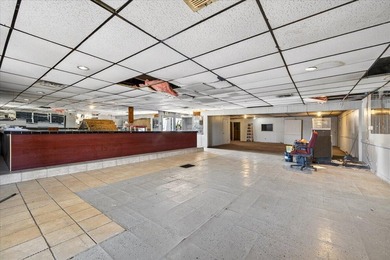 2523 sq ft commercial/ mixed use building on 17,500 sq ft lot - photo 37