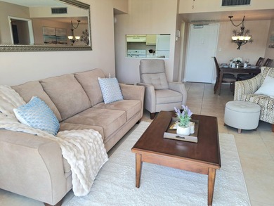 Priced right! Welcome to Island Club in the heart of Pompano - photo 38