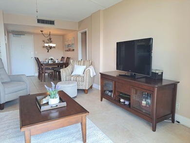 Priced right! Welcome to Island Club in the heart of Pompano - photo 39
