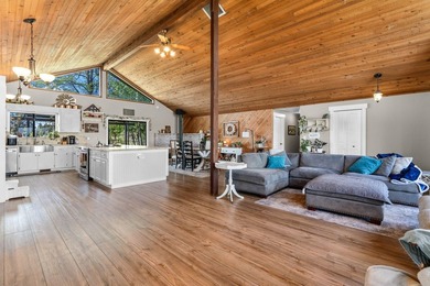 Rare investment or development opportunity in Redmond! This - photo 8