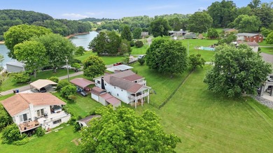 Imagine living on the lake on your own little bit of heaven! - photo 49