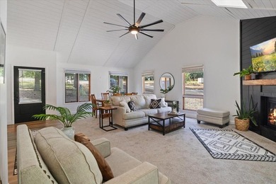 You'll fall in love with this beautifully remodeled, furnished - photo 5