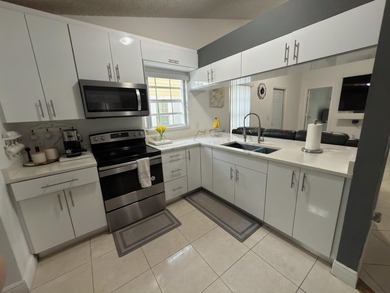 Location, Location....Seller is giving 3% towards buyers closing - photo 6