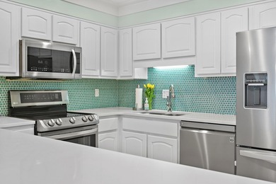 Prominently positioned to showcase the stunning views of - photo 11