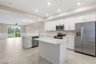MOTIVATED SELLER'S NEW PRICE! Welcome to this beautifully - photo 4
