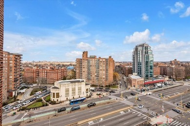 Welcome to Lane Towers, a luxury high-rise co-op with a 24-hour - photo 14