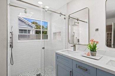 Stunning renovated 2BR/2BA condo in the heart of Boca Raton - photo 22