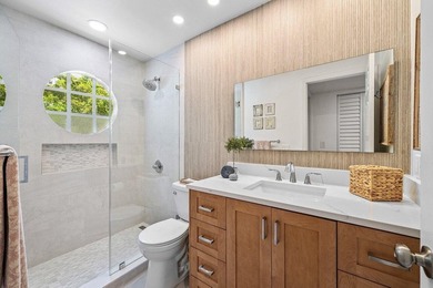 Stunning renovated 2BR/2BA condo in the heart of Boca Raton - photo 24