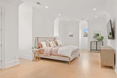 Impeccably maintained home that embodies luxurious finishes - photo 36