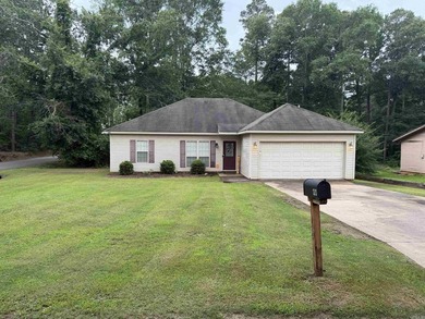 Great large corner lot within a half mile to school and - photo 1