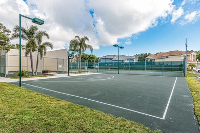 Stunning renovated 2BR/2BA condo in the heart of Boca Raton - photo 43