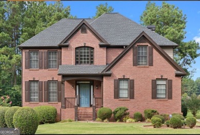 Lake Home For Sale in Fayetteville, Georgia
