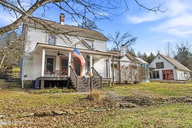Escape to your own private Kentucky paradise with this - photo 1