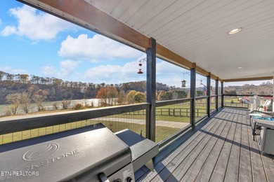 Experience the perfect blend of modern comfort and peaceful East - photo 4