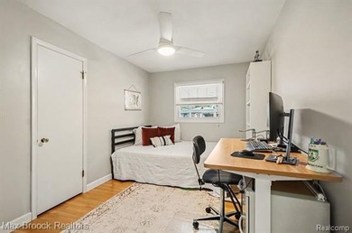 Enjoy waterfront living in this beautifully updated brick ranch - photo 13
