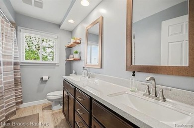 Enjoy waterfront living in this beautifully updated brick ranch - photo 15