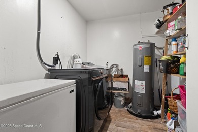 Welcome to this well-maintained concrete block 4 bedroom, 2-bath - photo 15
